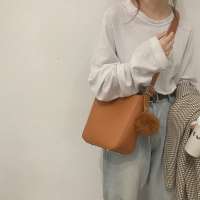 Bucket bag 2020 summer new simple large capacity wide shoulder strap female bag